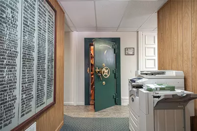 513 Main St, Bentleyville, PA 15314 - Photo 4