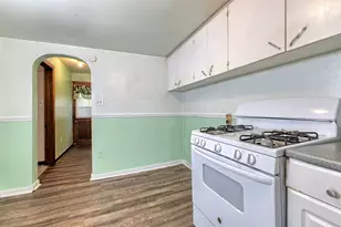 521 Grove St, Greensburg, PA 15601 - Photo 6