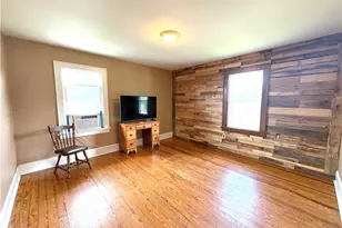745 Todd Ave, Ellwood City, PA 16117 - Photo 36