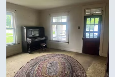 612 7th Ave, Patterson Heights, PA 15010 - Photo 2