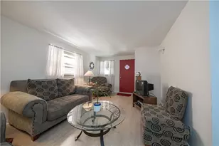 3275 Waltham Ave, Pittsburgh, PA 15216 - Photo 4