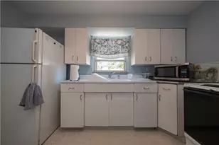 3275 Waltham Ave, Pittsburgh, PA 15216 - Photo 6
