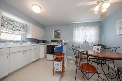 3275 Waltham Ave, Pittsburgh, PA 15216 - Photo 8