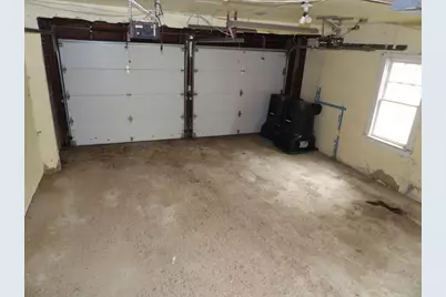 110 S Oakdale Ave, Hermitage, PA 16148 - Photo 14
