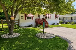 127 Classic Pl, Washington Township, PA 15632 - Photo 1