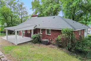 113 Southern Hilands Dr, Pittsburgh, PA 15241 - Photo 16