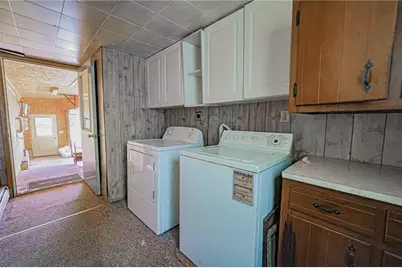 686 Old Rt 8, Irwin Township, PA 16038 - Photo 38