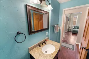 3663 Baytree St, Pittsburgh, PA 15214 - Photo 12