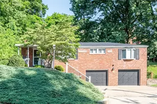 135 Winifred Dr, Pittsburgh, PA 15236 - Photo 1