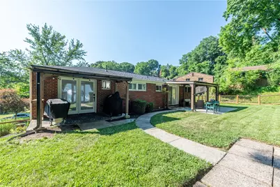 135 Winifred Dr, Pittsburgh, PA 15236 - Photo 38
