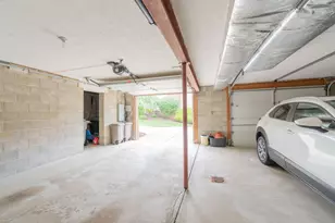 417 Topaz Dr, Pittsburgh, PA 15101 - Photo 28