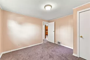 2118 Leo St, North Huntingdon, PA 15642 - Photo 12