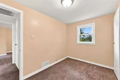 2118 Leo St., North Huntingdon, PA 15642 - Photo 14