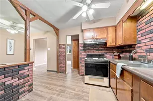 814 N Penn St, Penn Twp, PA 15675 - Photo 4