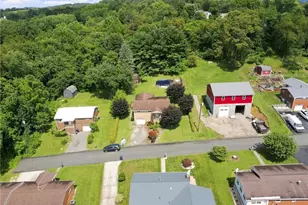 814 N Penn St, Penn Twp, PA 15675 - Photo 26