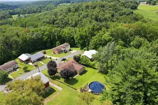 814 N Penn St, Penn Twp, PA 15675 - Photo 24