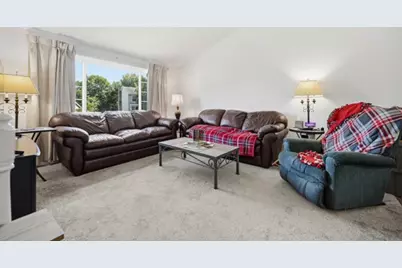 513 Sarah Dr, Cranberry Township, PA 16066 - Photo 8