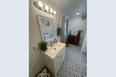 4052 Vinceton St, Observatory Hill, PA 15214 - Photo 16