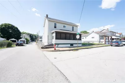 320 Loyalhanna Ave, Latrobe, PA 15650 - Photo 2