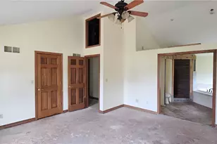 3331 Evergreen Rd, Pulaski Township, PA 16143 - Photo 8