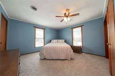 2555 Park Ave, South Franklin, PA 15301 - Photo 16