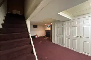 137 Macek Dr, Pittsburgh, PA 15227 - Photo 36