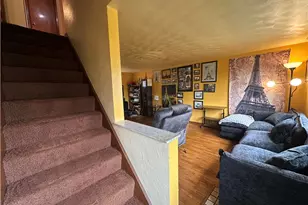137 Macek Dr, Pittsburgh, PA 15227 - Photo 4