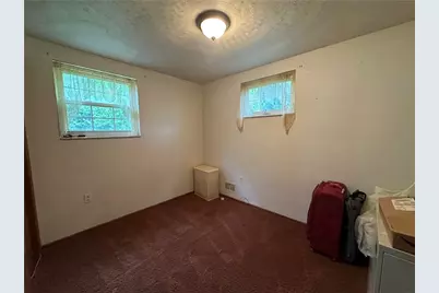 137 Macek Dr, Pittsburgh, PA 15227 - Photo 34
