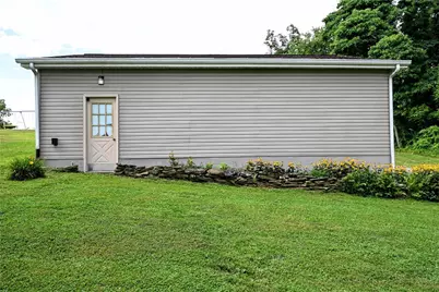 4649 Jefferson Avenue, Hopewell, PA 15312 - Photo 26