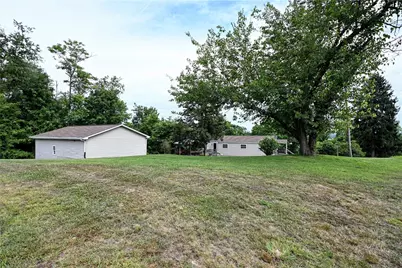 4649 Jefferson Avenue, Hopewell, PA 15312 - Photo 22