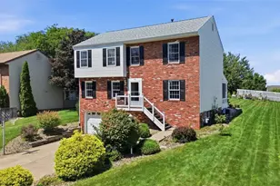 126 Forest Glen Dr, Imperial, PA 15126 - Photo 2