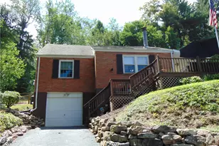 191 Buttermilk Hollow Rd, North Huntingdon, PA 15642 - Photo 1