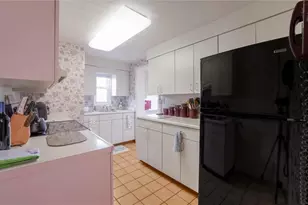 1422 Simona Dr, Pittsburgh, PA 15201 - Photo 8