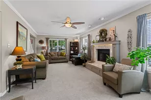 332 Warrick Dr, Seven Fields Boro, PA 16046 - Photo 6