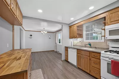 104 Glenora Dr., Robinson Twp, PA 15108 - Photo 6