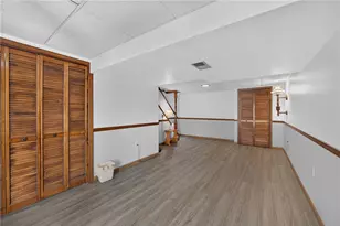 104 Glenora Dr, Robinson Twp, PA 15108 - Photo 26