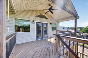 104 Glenora Dr, Robinson Twp, PA 15108 - Photo 32