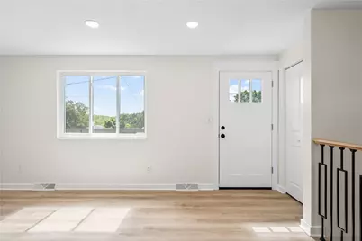 335 Eighmy Rd, Pittsburgh, PA 15239 - Photo 6