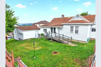 338 E Crawford Ave, Connellsville, PA 15425 - Photo 4