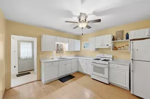 113 Fayette Ave, Oakdale, PA 15071 - Photo 20