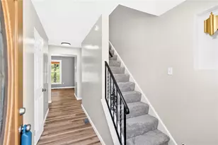 4448 Valley View St, Pittsburgh, PA 15214 - Photo 4