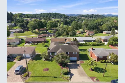 380 Helen Ave, Monessen, PA 15062 - Photo 18
