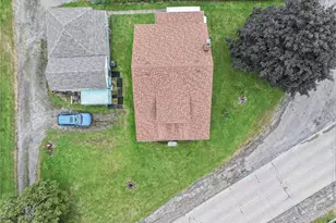 412 Old Zelienople Rd, Ellwood City, PA 16117 - Photo 24