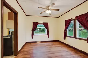 1646 Saxonburg Rd, West Deer, PA 15084 - Photo 8