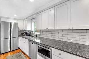 2412 Cathedral Dr, Monroeville, PA 15146 - Photo 14