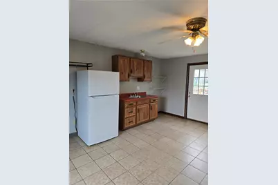 196 W Madison St #4, Rochester, PA 15074 - Photo 6