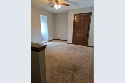 196 W Madison St #4, Rochester, PA 15074 - Photo 12