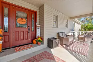 16 S Cowan Rd, Collier Township, PA 15106 - Photo 2