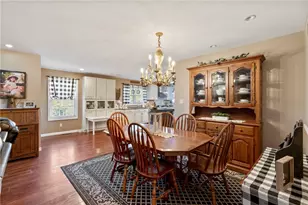 16 S Cowan Rd, Collier Township, PA 15106 - Photo 8