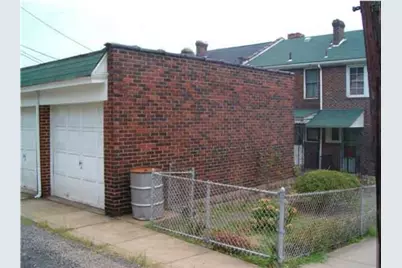 1701 Jancey St, Pittsburgh, PA 15206 - Photo 2